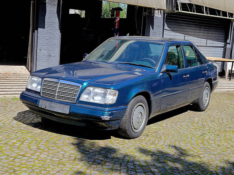 Mercedes-Benz E-Klasse 200D Automatic - Coche: foto 1 Mercedes-Benz E-Klasse 200D Automatic - Coche: foto 1
