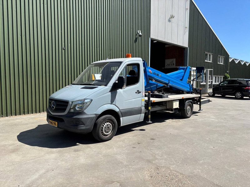 Mercedes-Benz Sprinter - Camión con plataforma elevadora: foto 1 Mercedes-Benz Sprinter - Camión con plataforma elevadora: foto 1