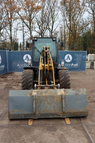 Cargadora de ruedas Mustang AL 708: foto 8 Cargadora de ruedas Mustang AL 708: foto 8