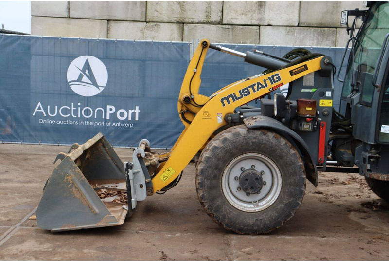 Cargadora de ruedas Mustang AL 708: foto 10 Cargadora de ruedas Mustang AL 708: foto 10