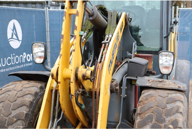 Cargadora de ruedas Mustang AL 708: foto 16 Cargadora de ruedas Mustang AL 708: foto 16