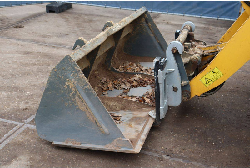 Cargadora de ruedas Mustang AL 708: foto 12 Cargadora de ruedas Mustang AL 708: foto 12