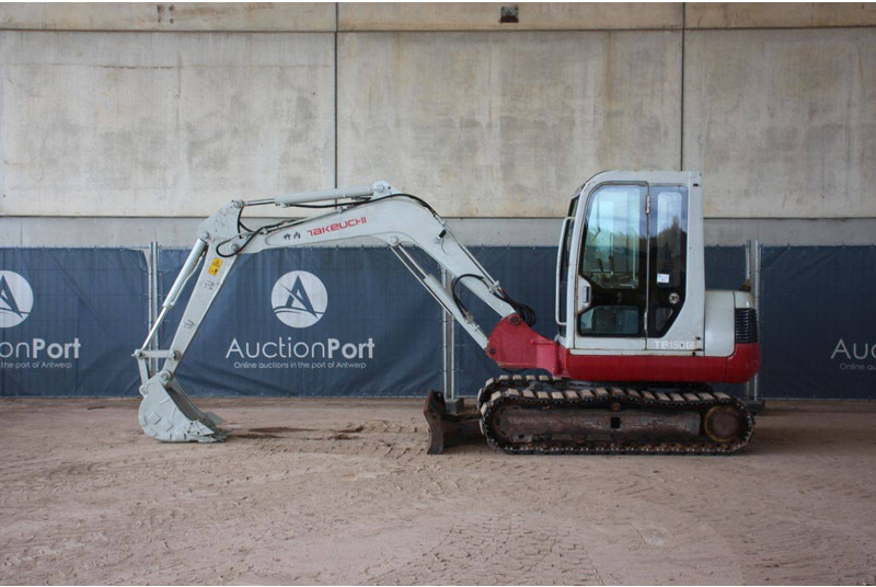 Takeuchi TB150C - Excavadora de cadenas: foto 2 Takeuchi TB150C - Excavadora de cadenas: foto 2