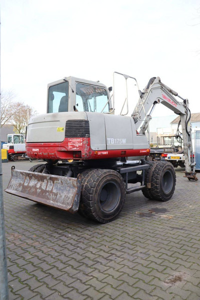 Takeuchi TB175W - Excavadora de ruedas: foto 5 Takeuchi TB175W - Excavadora de ruedas: foto 5