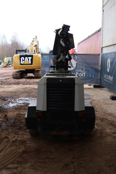 Trime X-ECOK2 - Torre de iluminación: foto 5 Trime X-ECOK2 - Torre de iluminación: foto 5