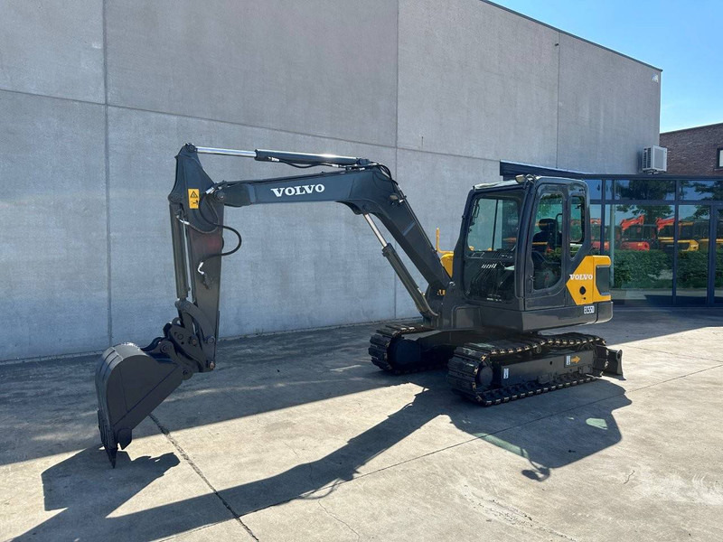 Volvo EC55D - Excavadora de cadenas: foto 1 Volvo EC55D - Excavadora de cadenas: foto 1