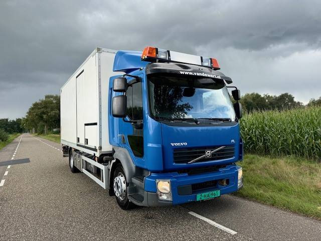 Volvo FL280 - Furgoneta caja cerrada: foto 4 Volvo FL280 - Furgoneta caja cerrada: foto 4