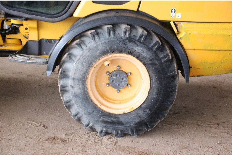 Cargadora de ruedas Volvo L25F-P: foto 12 Cargadora de ruedas Volvo L25F-P: foto 12