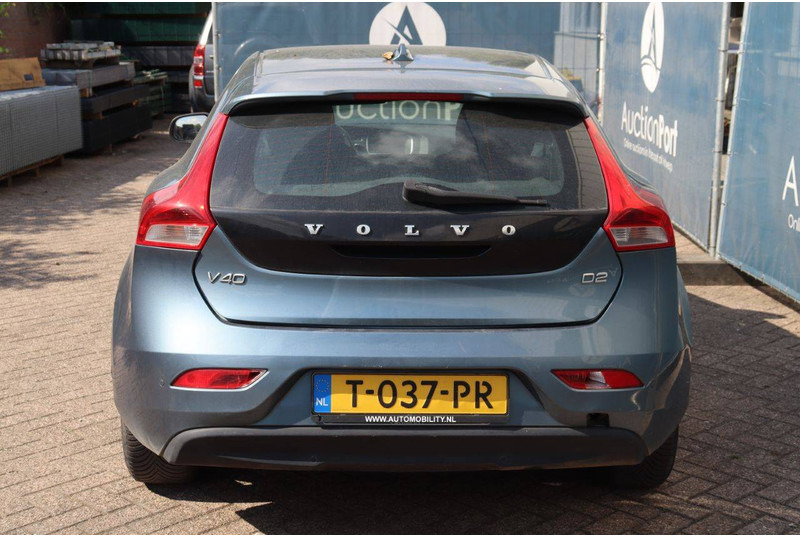 Volvo V40 D2 - Sedan: foto 5 Volvo V40 D2 - Sedan: foto 5