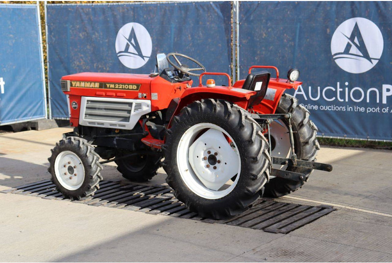 Yanmar YM2210BD - Tractor: foto 3 Yanmar YM2210BD - Tractor: foto 3