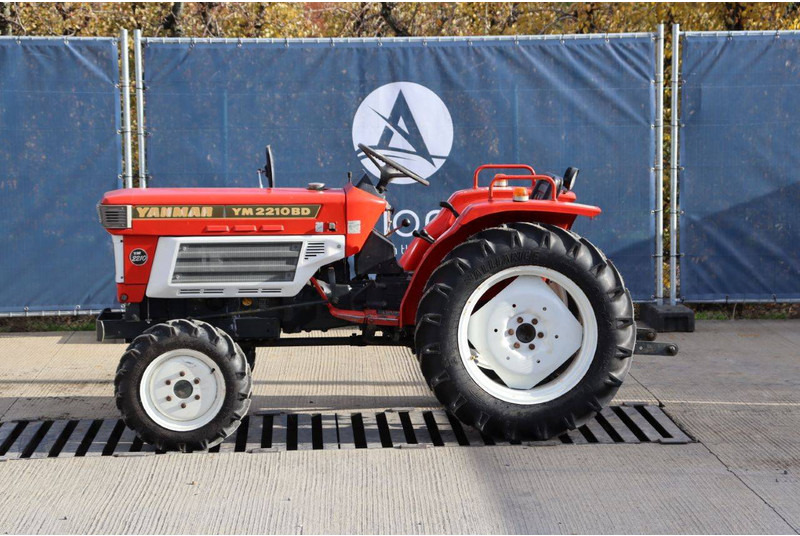 Yanmar YM2210BD - Tractor: foto 2 Yanmar YM2210BD - Tractor: foto 2