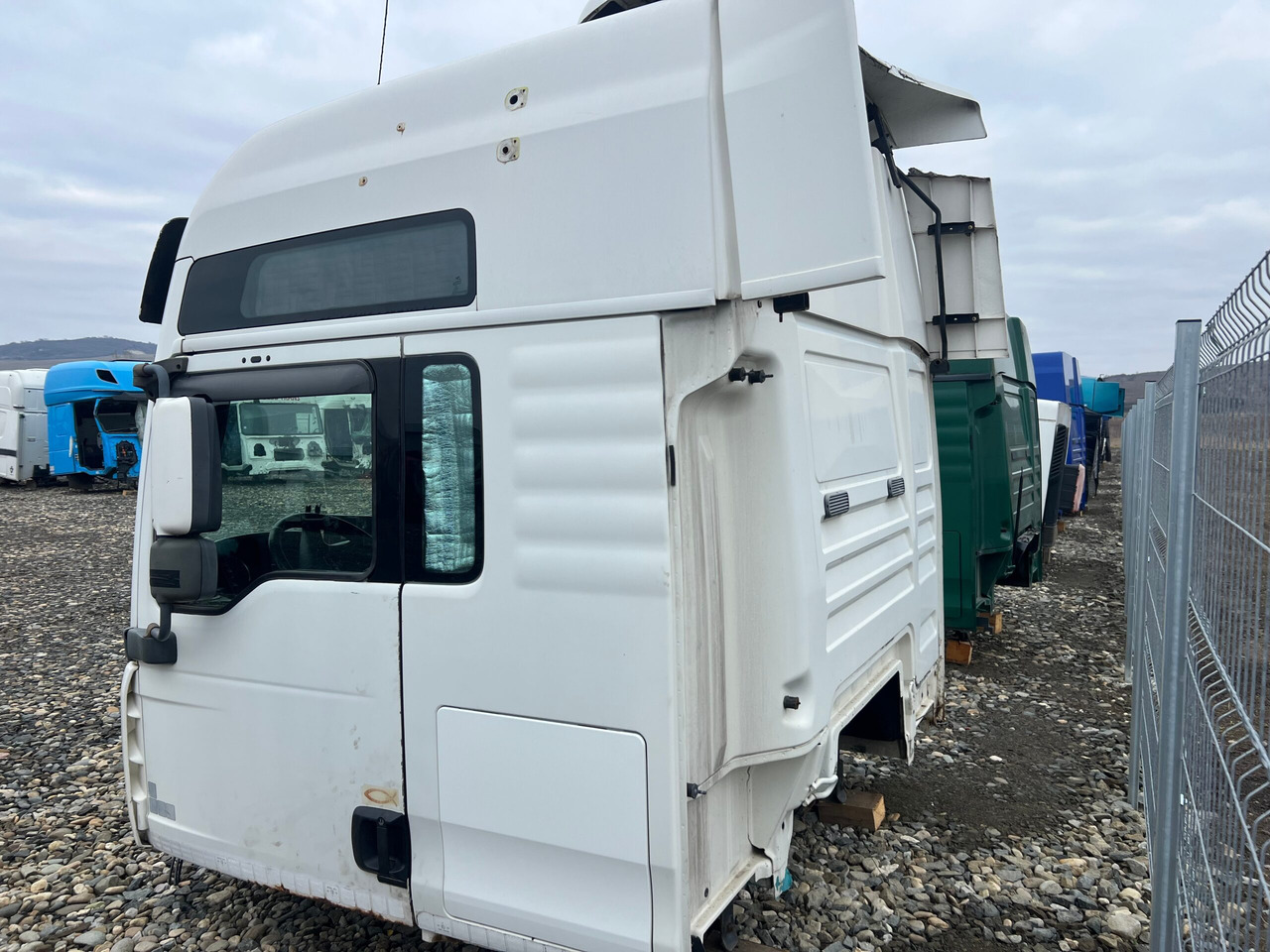 CABINA MAN TGA XXL - Cabina para Camión: foto 4 CABINA MAN TGA XXL - Cabina para Camión: foto 4