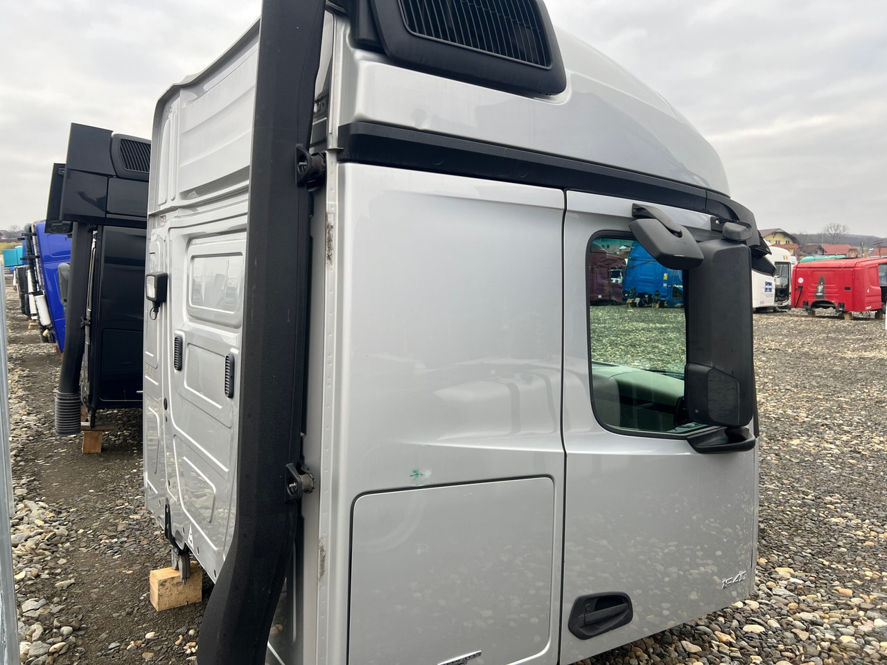 CABINA MERCEDES ACTROS MP4 STREAMSPACE 2.5 - Cabina para Camión: foto 5 CABINA MERCEDES ACTROS MP4 STREAMSPACE 2.5 - Cabina para Camión: foto 5