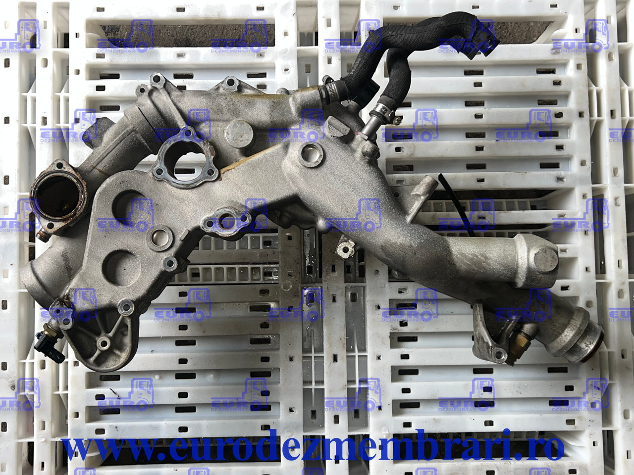 CARCASA POMPA APA MAN TGX D3876 51.06500.7130, 51.06330.5095, 51.06330.3069, 51.06302.3609 - Bomba de refrigerante para Camión: foto 2 CARCASA POMPA APA MAN TGX D3876 51.06500.7130, 51.06330.5095, 51.06330.3069, 51.06302.3609 - Bomba de refrigerante para Camión: foto 2