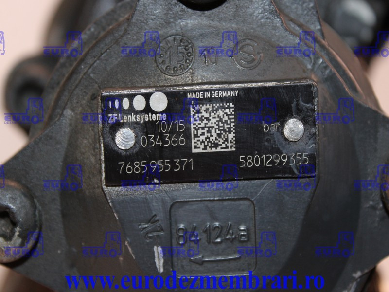 COMPRESOR AER + POMPA SERVODIRECTIE IVECO CURSOR 11 504293730, 5801299355 - Compresor para Camión: foto 2 COMPRESOR AER + POMPA SERVODIRECTIE IVECO CURSOR 11 504293730, 5801299355 - Compresor para Camión: foto 2