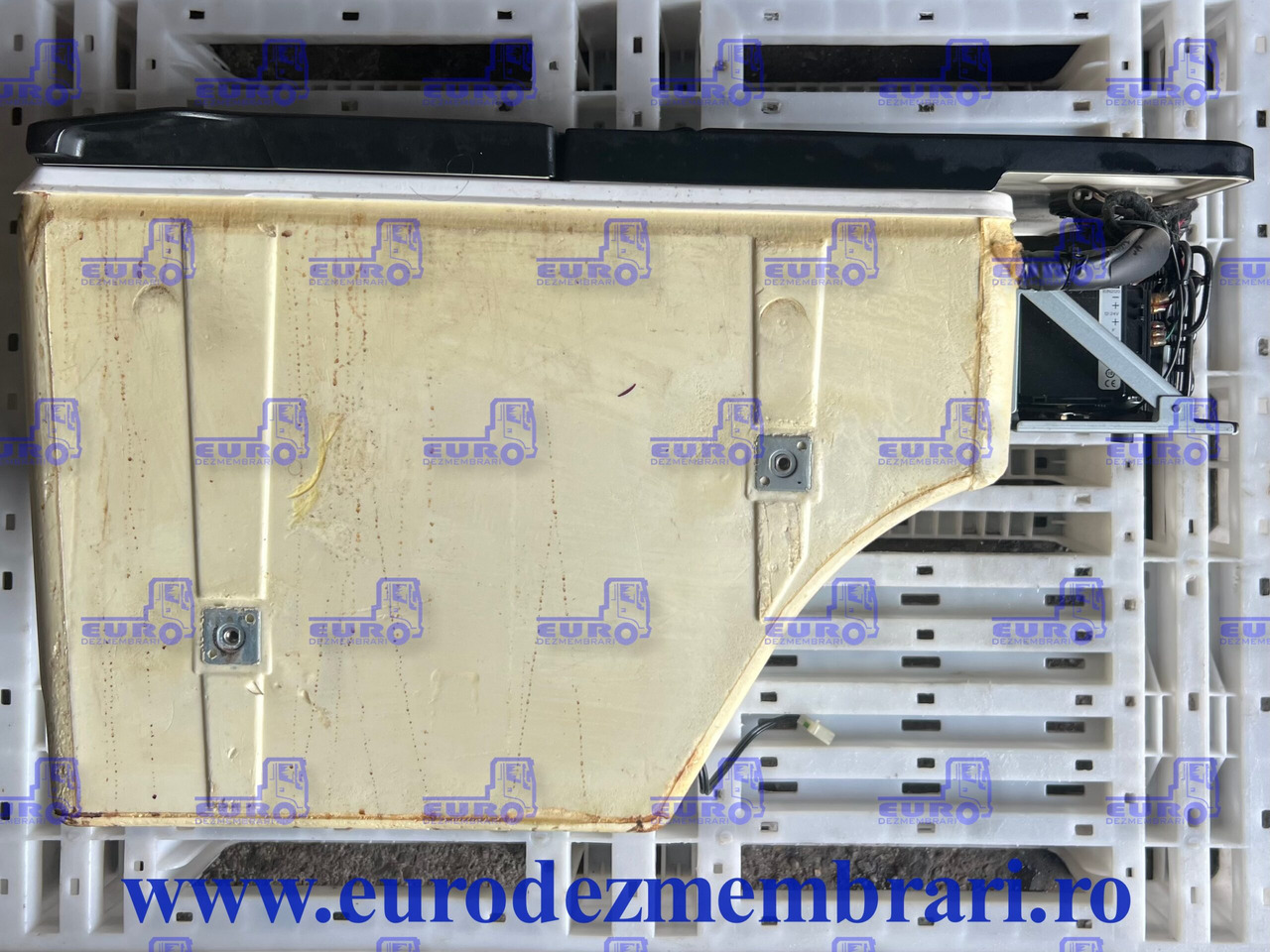 FRIGIDER MAN TGX TG2 81.63910.6109 - Cabina e interior para Camión: foto 2 FRIGIDER MAN TGX TG2 81.63910.6109 - Cabina e interior para Camión: foto 2