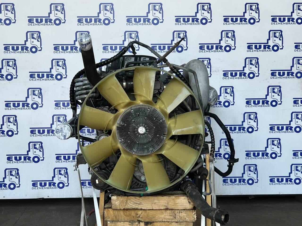 MOTOR IVECO STRALIS CURSOR 11 F3GFE611G EURO 6 480CP - Motor para Camión: foto 2 MOTOR IVECO STRALIS CURSOR 11 F3GFE611G EURO 6 480CP - Motor para Camión: foto 2