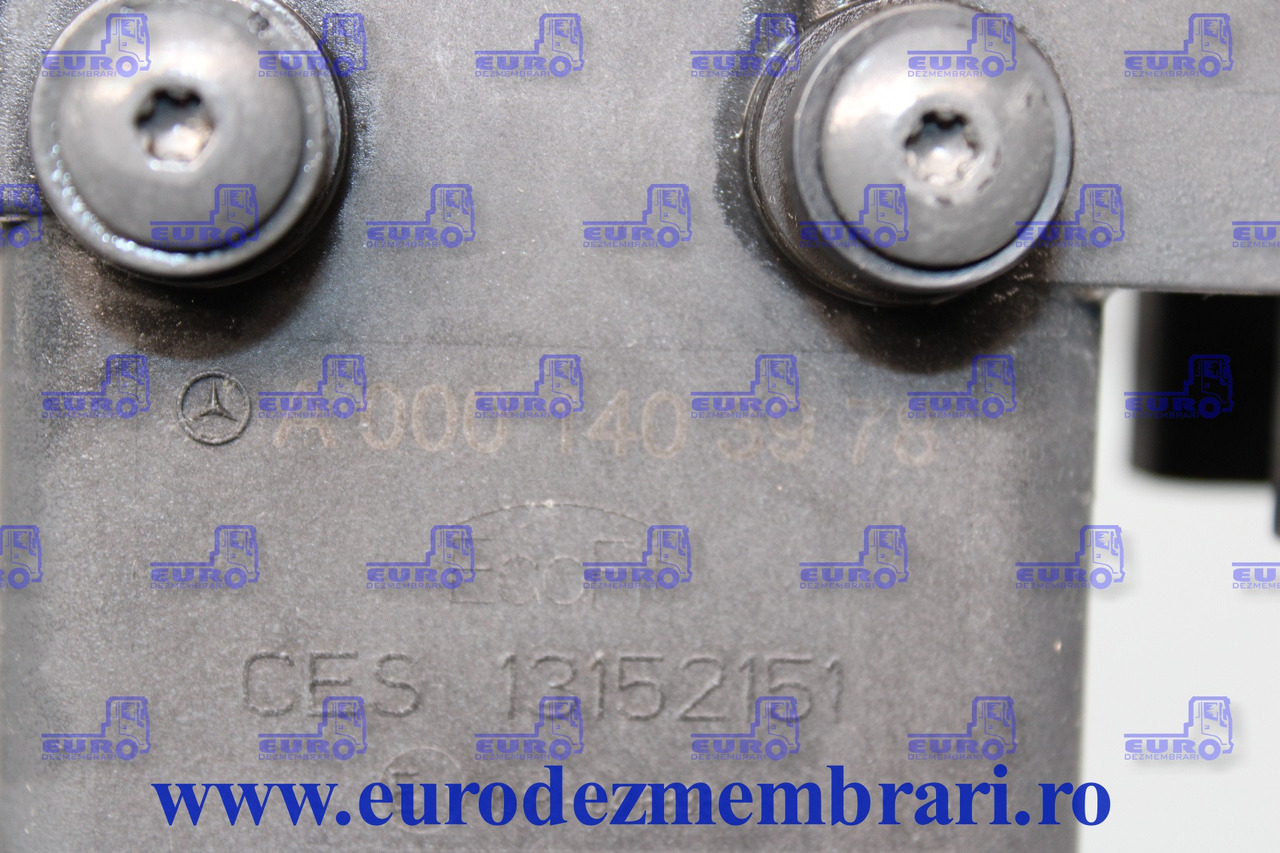 POMPA ADBLUE MERCEDES ACTROS MP4 A0001403978 A0001405978 A0001408178 A0001405478 A0001407878 - Sistema de escape para Camión: foto 3 POMPA ADBLUE MERCEDES ACTROS MP4 A0001403978 A0001405978 A0001408178 A0001405478 A0001407878 - Sistema de escape para Camión: foto 3