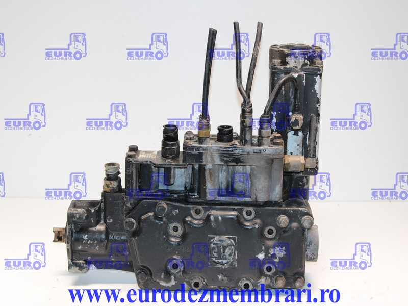 SELECTOR VITEZE MANUAL + BLOC SUPAPE MAN TGA 1315407419 - Caja de cambios y piezas para Camión: foto 1 SELECTOR VITEZE MANUAL + BLOC SUPAPE MAN TGA 1315407419 - Caja de cambios y piezas para Camión: foto 1