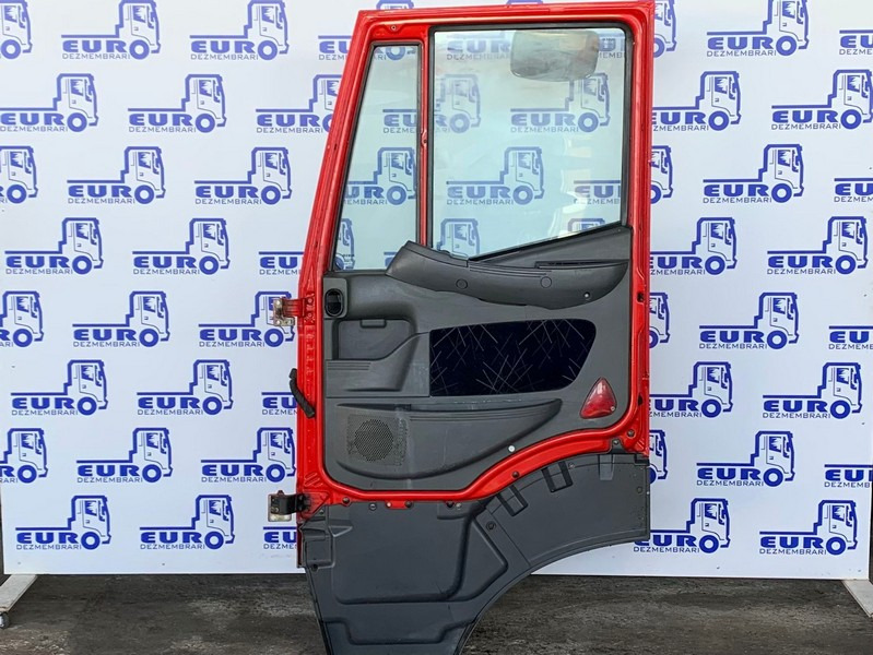 USA DREAPTA IVECO STRALIS - Puerta y piezas para Camión: foto 2 USA DREAPTA IVECO STRALIS - Puerta y piezas para Camión: foto 2