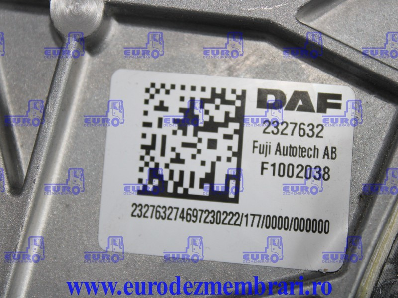 VOLAN + SUPORT VOLAN DAF XF XG 2327632, 2294119, 3129109, 1843735, 3076829 - Volante para Camión: foto 3 VOLAN + SUPORT VOLAN DAF XF XG 2327632, 2294119, 3129109, 1843735, 3076829 - Volante para Camión: foto 3