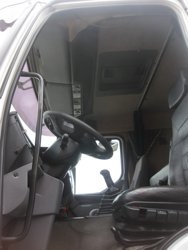 CABEZA TRACTORA RENAULT PREMIUM 420 - Cabeza tractora: foto 5 CABEZA TRACTORA RENAULT PREMIUM 420 - Cabeza tractora: foto 5