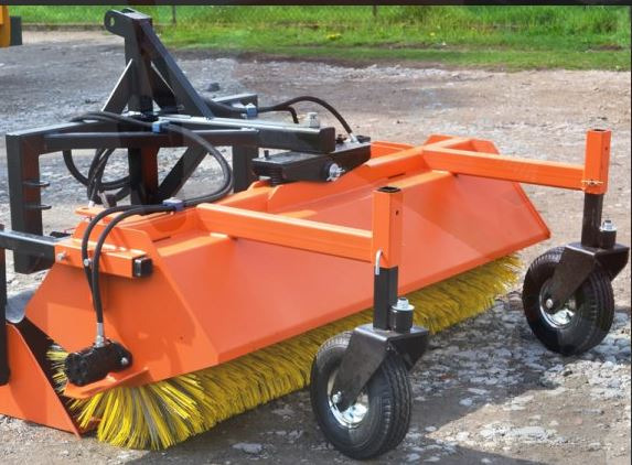 Metal-Technik Zamiatarka 1400 mm / Kehrmaschine 1400 mm/Sweeper 1400 mm/ Подметальная машина 1400 мм - Barredora cucharón: foto 1 Metal-Technik Zamiatarka 1400 mm / Kehrmaschine 1400 mm/Sweeper 1400 mm/ Подметальная машина 1400 мм - Barredora cucharón: foto 1