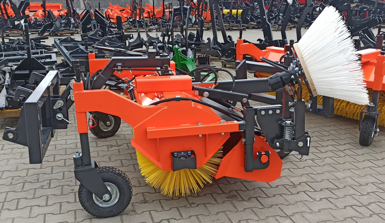 Metal-Technik Zamiatarka TOP MT 1600mm/ Sweeper / Kehrmaschine / Подметальная машина - Barredora cucharón: foto 3 Metal-Technik Zamiatarka TOP MT 1600mm/ Sweeper / Kehrmaschine / Подметальная машина - Barredora cucharón: foto 3