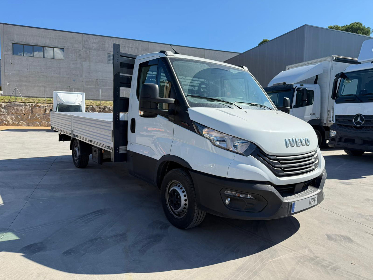 IVECO 35S16 Daily E6 (Open Box) - Furgoneta caja abierta: foto 2 IVECO 35S16 Daily E6 (Open Box) - Furgoneta caja abierta: foto 2