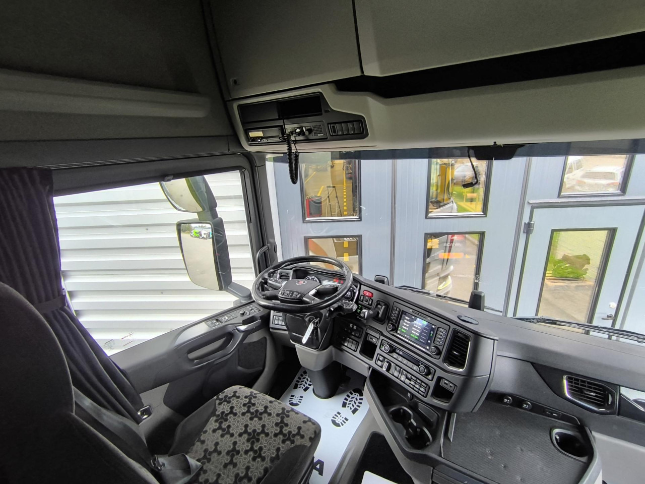 Leasing de SCANIA R 500 A6x2NB SCANIA R 500 A6x2NB: foto 9 Leasing de SCANIA R 500 A6x2NB SCANIA R 500 A6x2NB: foto 9