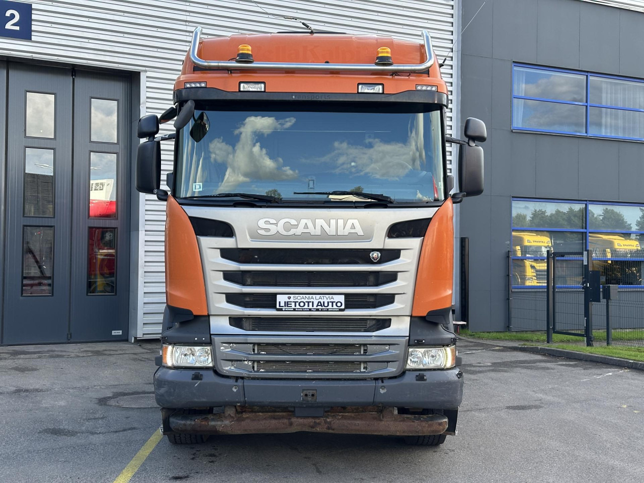 SCANIA R 450 CB6x4HHZ - Camión chasis: foto 3 SCANIA R 450 CB6x4HHZ - Camión chasis: foto 3