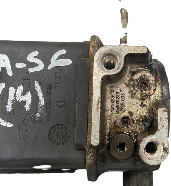 Mercedes-Benz 2013 - Sistema de escape: foto 3 Mercedes-Benz 2013 - Sistema de escape: foto 3