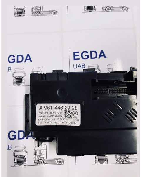 Mercedes-Benz ACTROS 6 (11) - Unidad de control: foto 4 Mercedes-Benz ACTROS 6 (11) - Unidad de control: foto 4