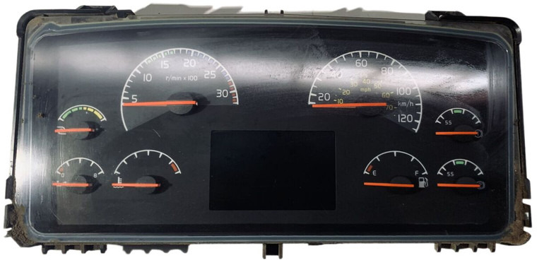 Volvo FL 280 - Salpicadero: foto 1 Volvo FL 280 - Salpicadero: foto 1