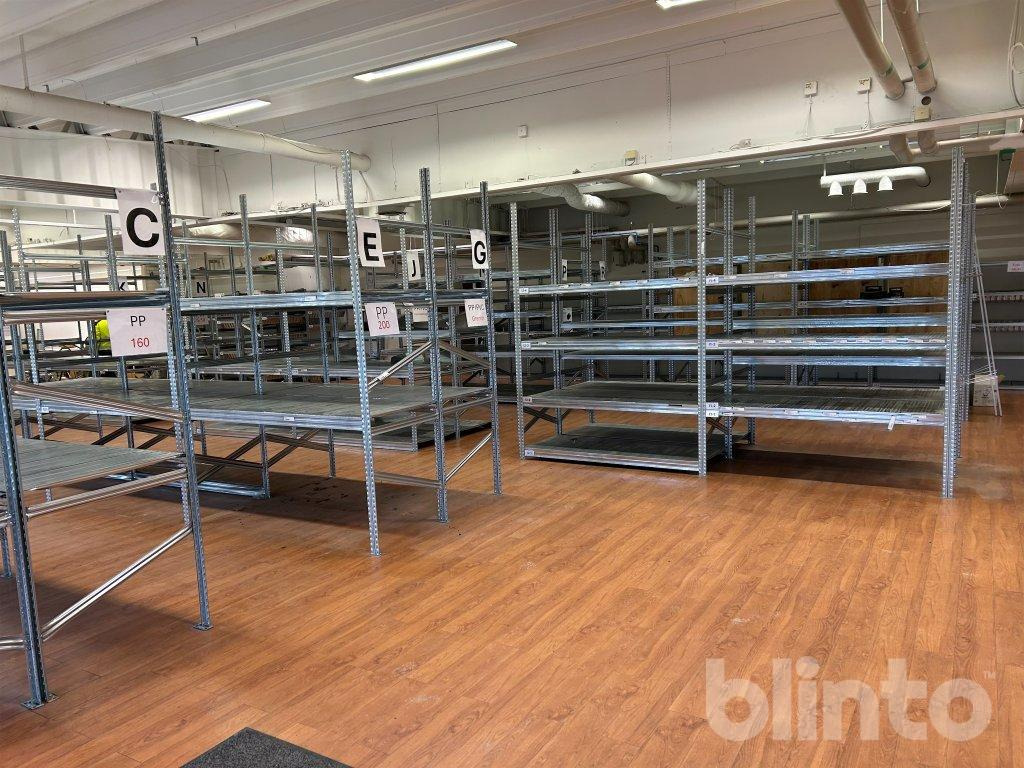 66st - Estantería de almacén: foto 1 66st - Estantería de almacén: foto 1