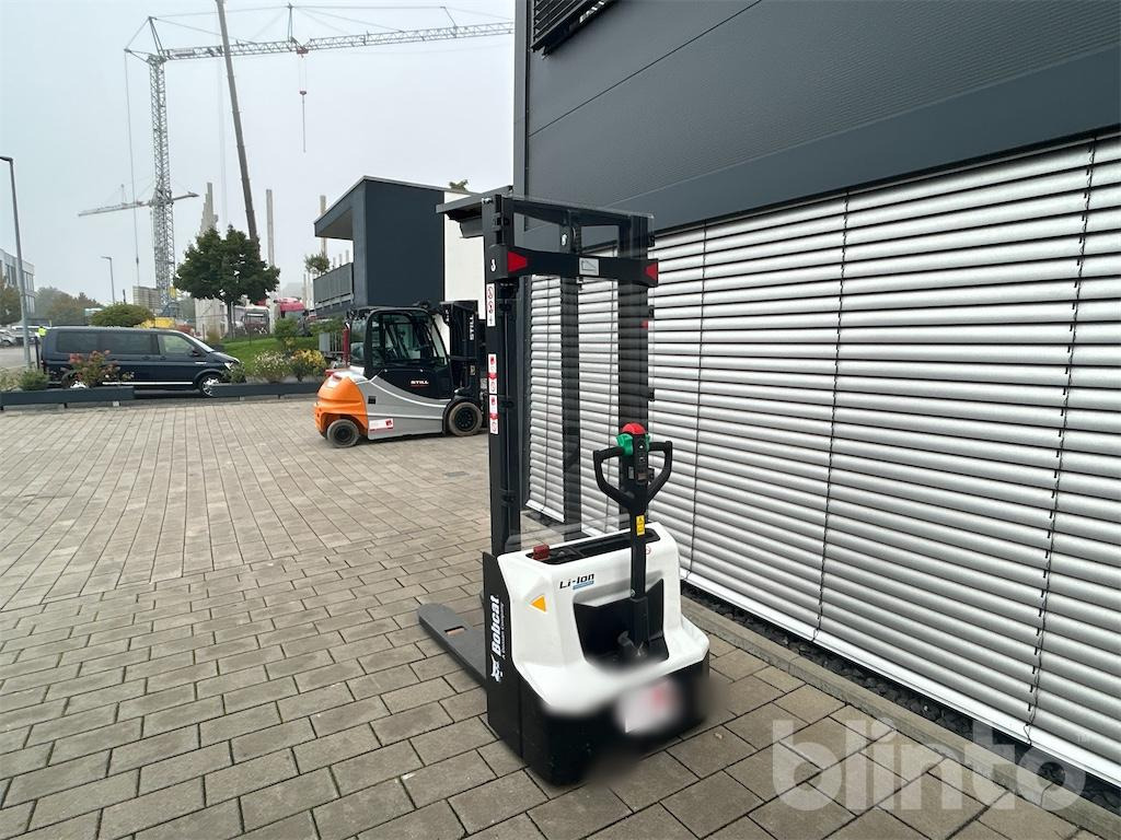 Bobcat - Apilador: foto 1 Bobcat - Apilador: foto 1