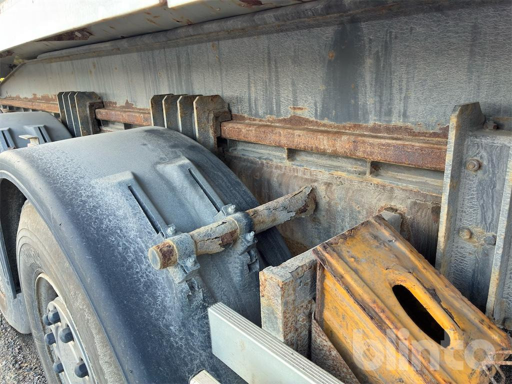 Semirremolque volquete CARNEHL: foto 39 Semirremolque volquete CARNEHL: foto 39