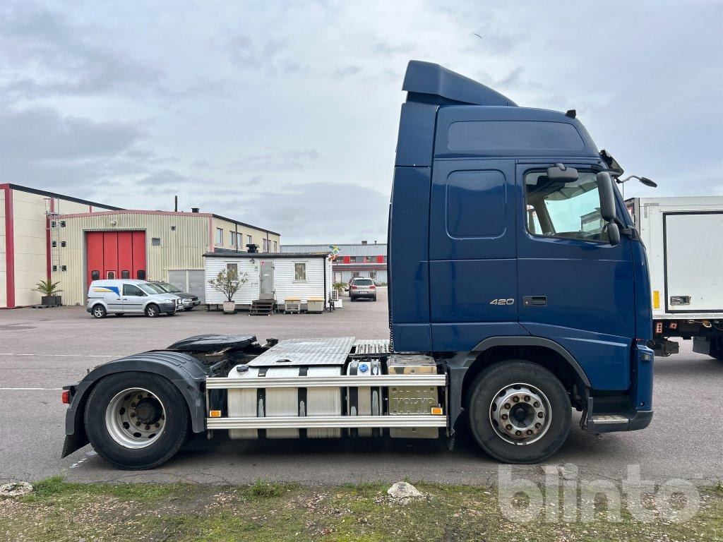 VOLVO FH 4*2 - Cabeza tractora: foto 4 VOLVO FH 4*2 - Cabeza tractora: foto 4