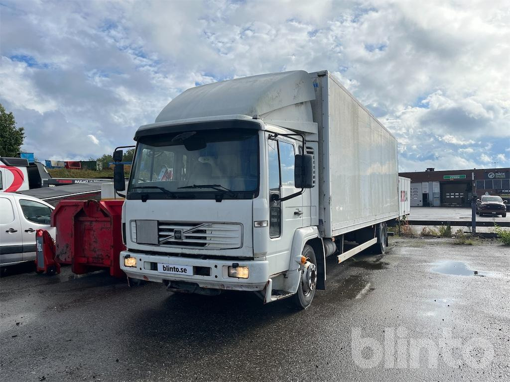 VOLVO FL6H4X2 - Camión: foto 1 VOLVO FL6H4X2 - Camión: foto 1