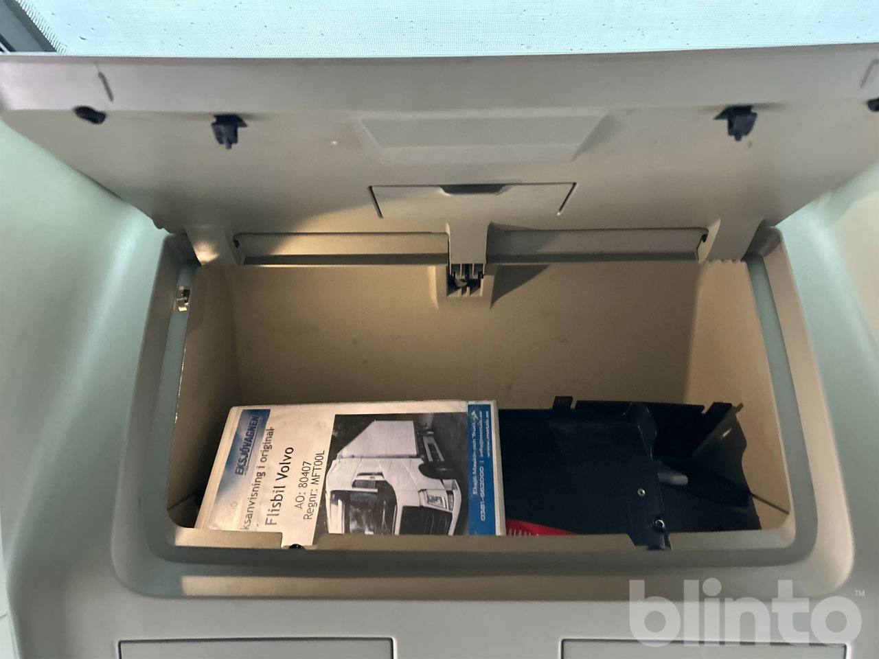 Camión VOLVO: foto 30 Camión VOLVO: foto 30