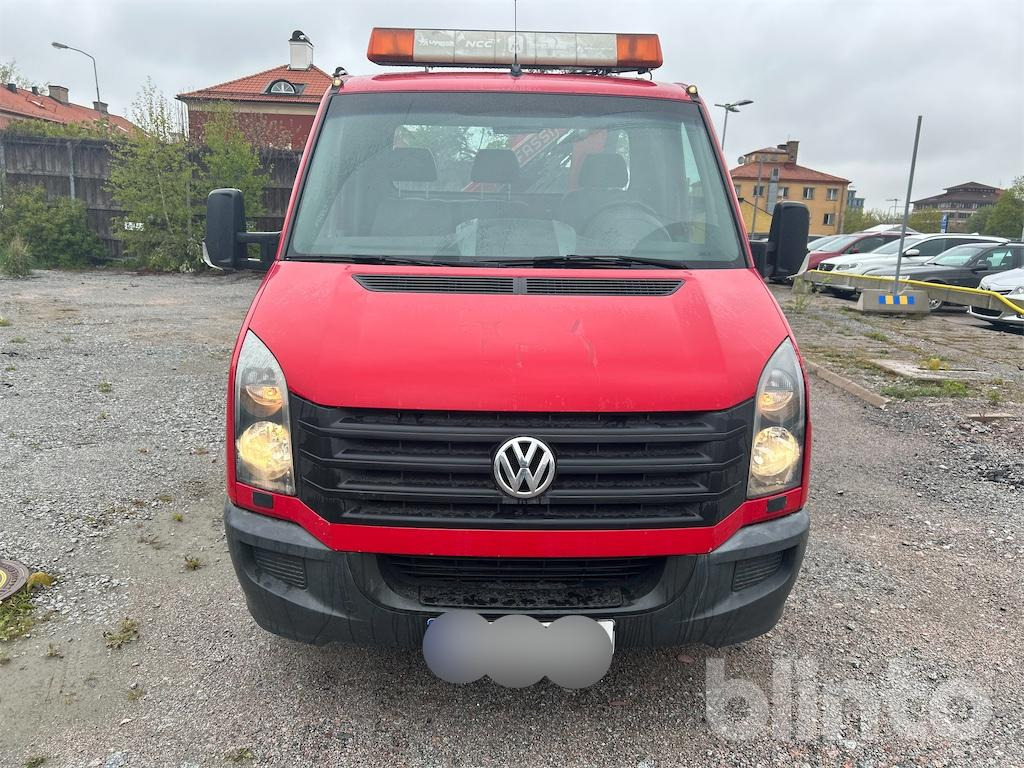 Volkswagen Crafter 50 flakbil med kran - Camión: foto 2 Volkswagen Crafter 50 flakbil med kran - Camión: foto 2