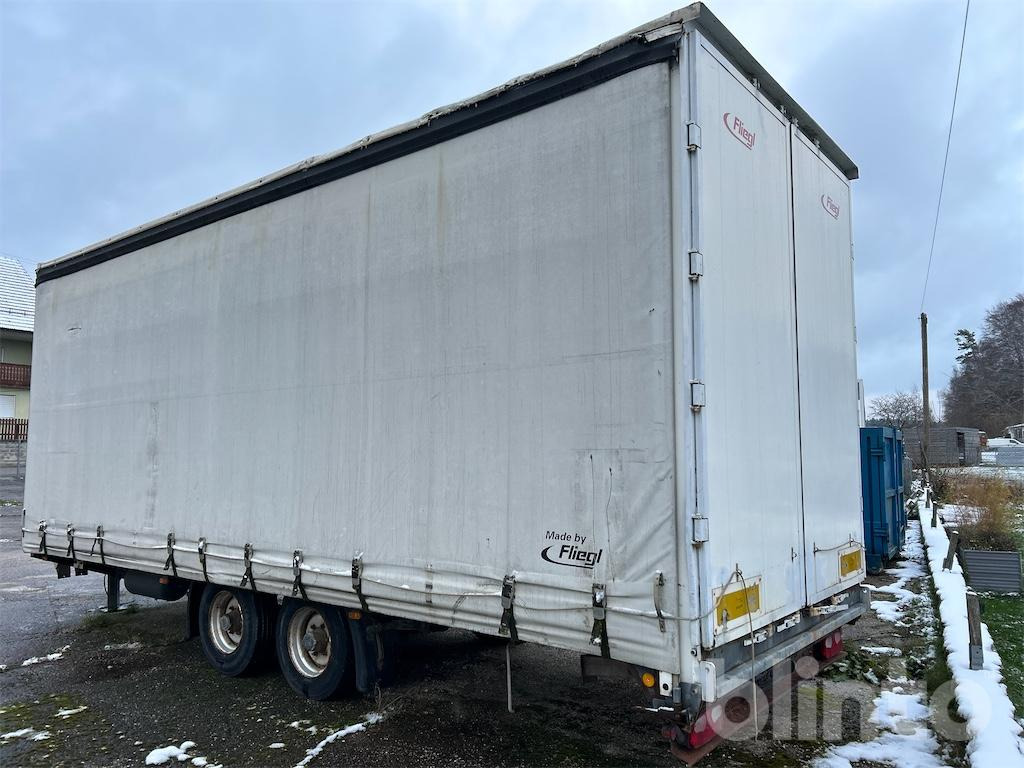 Fliegl TPS 100 - Remolque con toldo: foto 3 Fliegl TPS 100 - Remolque con toldo: foto 3