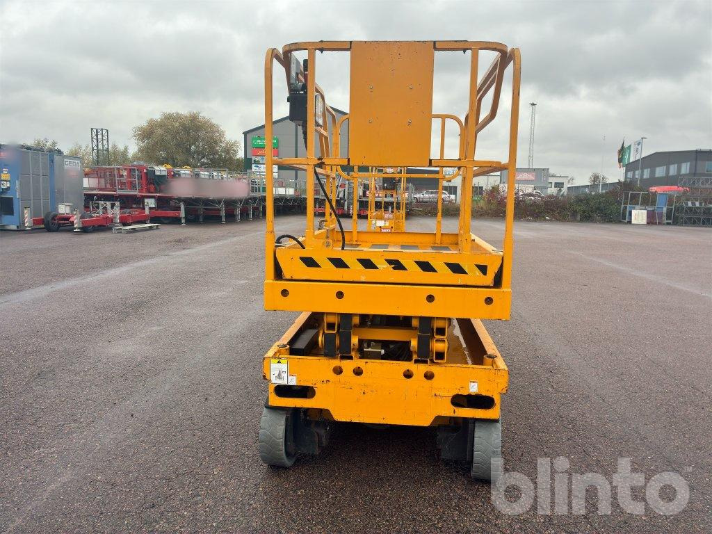 Haulotte Compact 8W - Plataforma de tijeras: foto 2 Haulotte Compact 8W - Plataforma de tijeras: foto 2