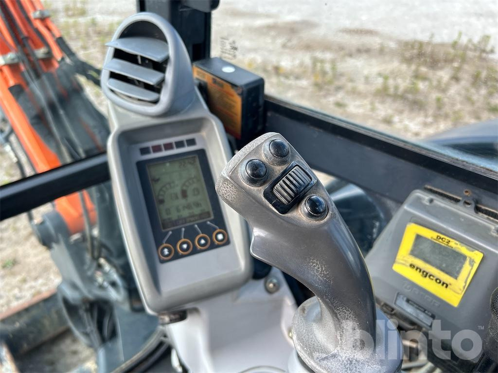 Excavadora de cadenas Hitachi: foto 40 Excavadora de cadenas Hitachi: foto 40