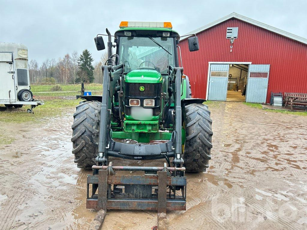 JOHN DEERE 6320E - Tractor: foto 2 JOHN DEERE 6320E - Tractor: foto 2