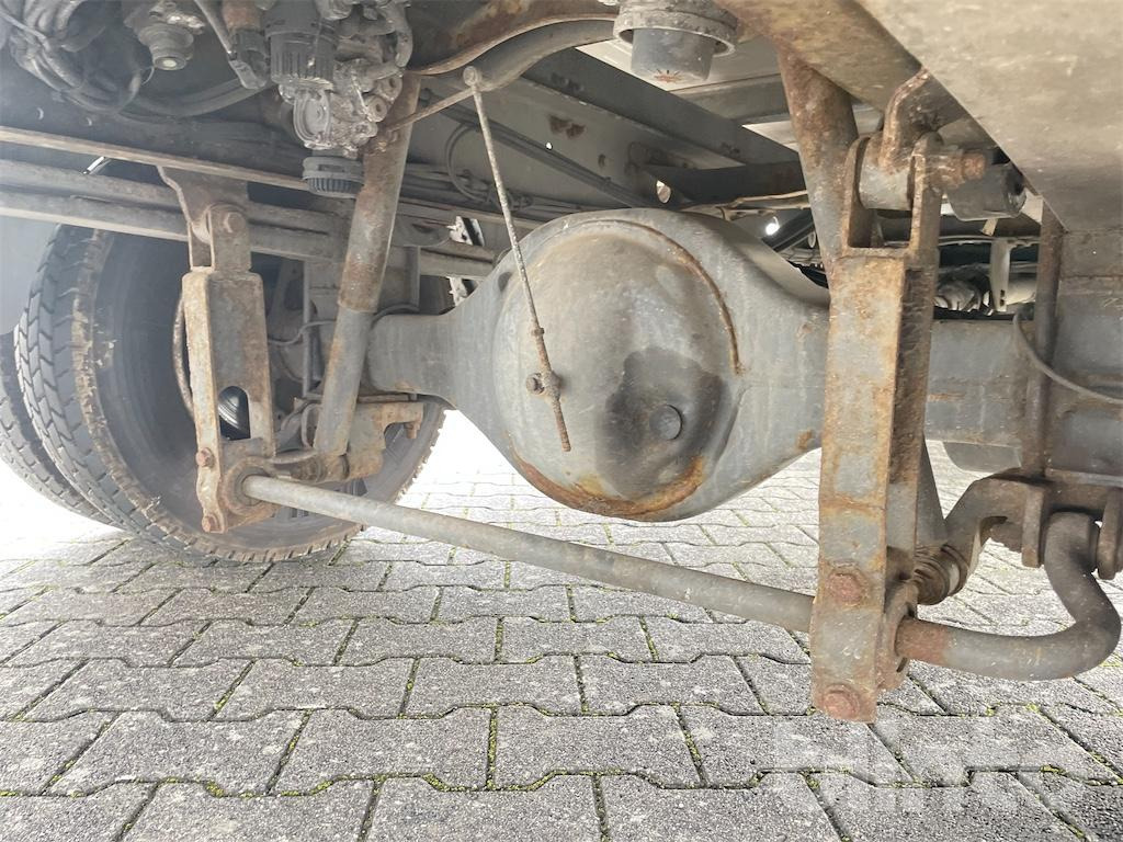 Camión caja cerrada Mercedes Benz Atego 815: foto 47