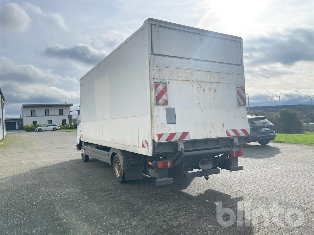 Mercedes Benz Atego 815 - Camión caja cerrada: foto 4 Mercedes Benz Atego 815 - Camión caja cerrada: foto 4