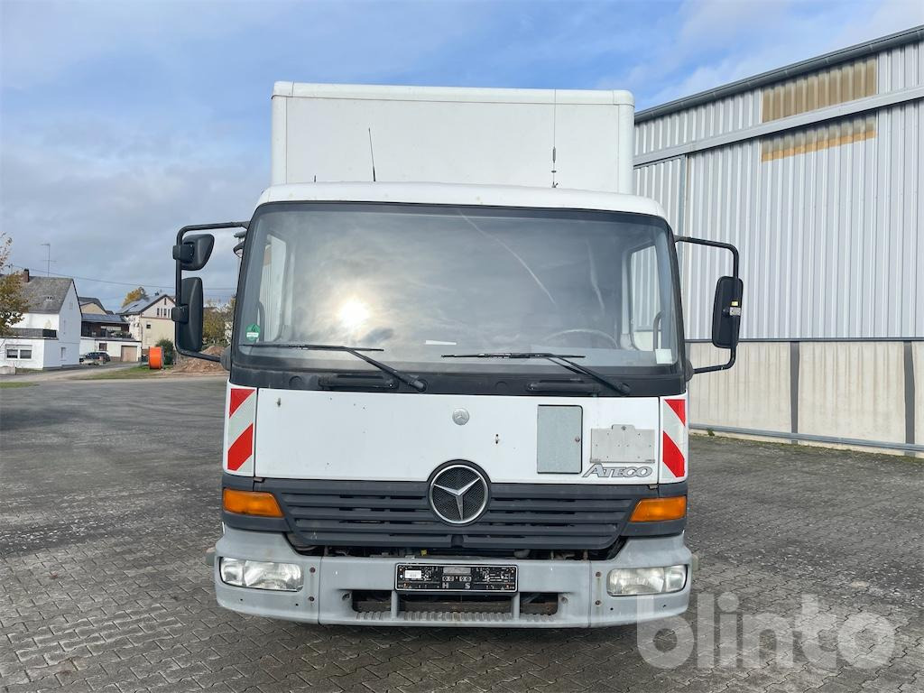 Camión caja cerrada Mercedes Benz Atego 815: foto 17