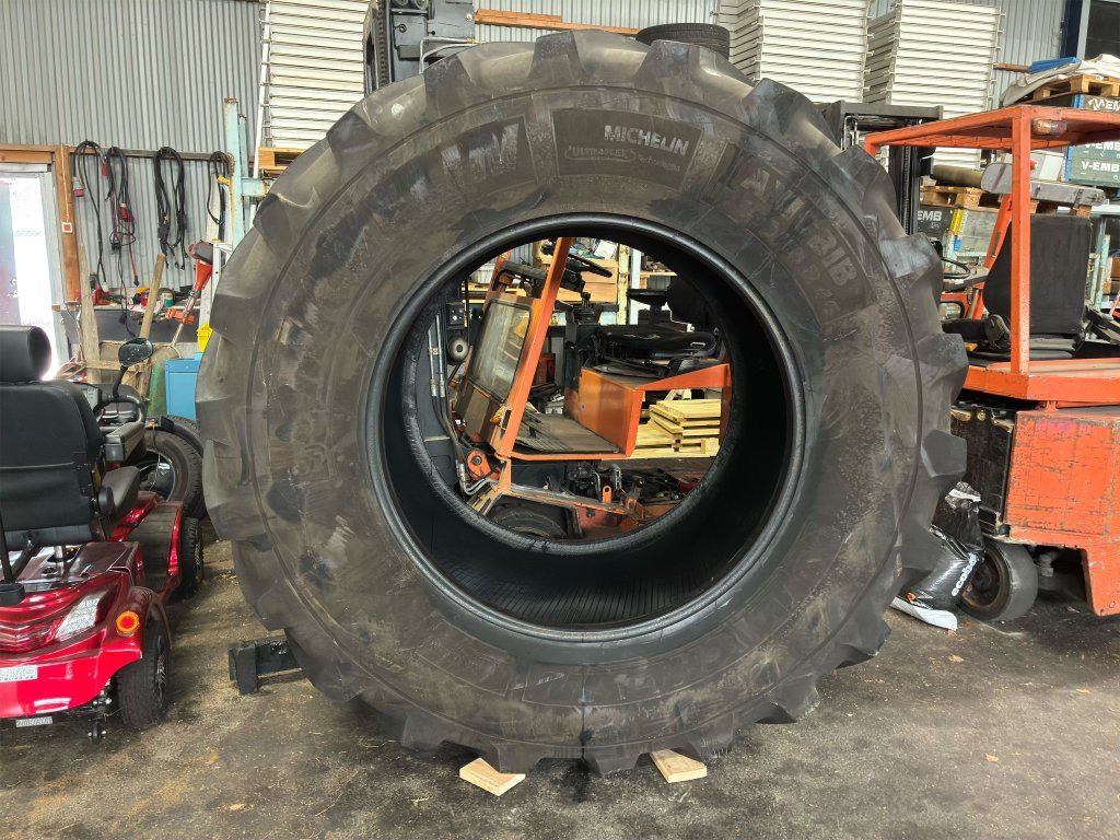 Michelin 900/65R46 - Neumático para Tractor: foto 2 Michelin 900/65R46 - Neumático para Tractor: foto 2