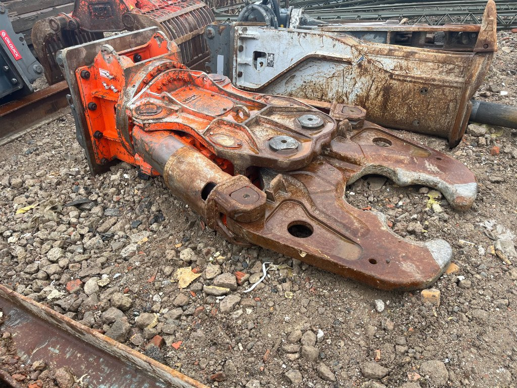 NPK SV250 - Cizalla de demolición: foto 2 NPK SV250 - Cizalla de demolición: foto 2